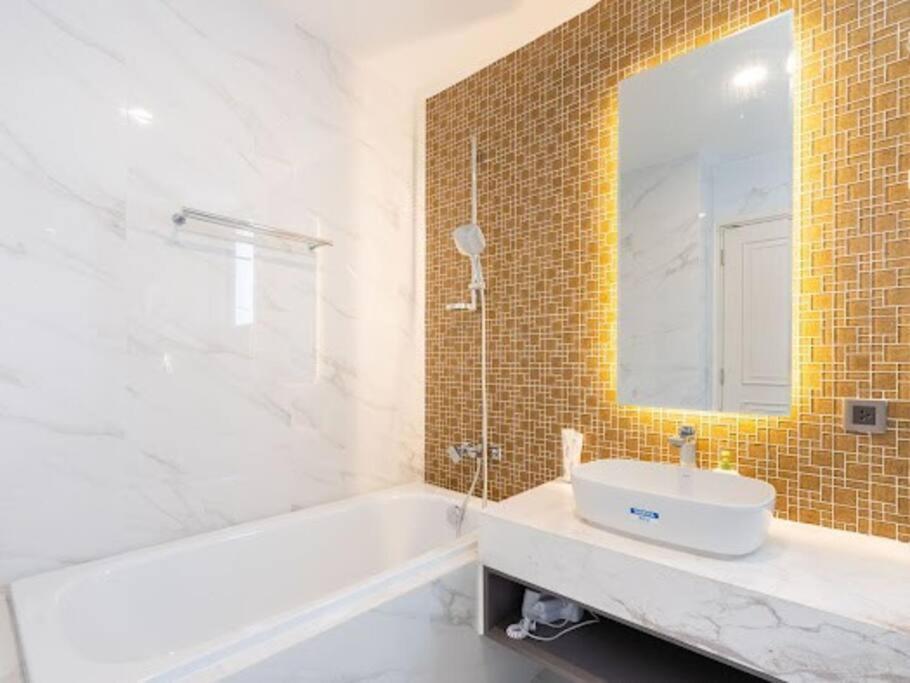 הו צ'י מין סיטי The Rixx Downtown Apartment@D1/Pool/Gym/Operahouse מראה חיצוני תמונה