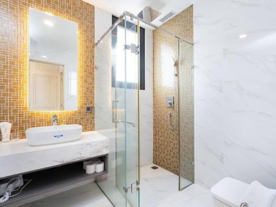 הו צ'י מין סיטי The Rixx Downtown Apartment@D1/Pool/Gym/Operahouse מראה חיצוני תמונה